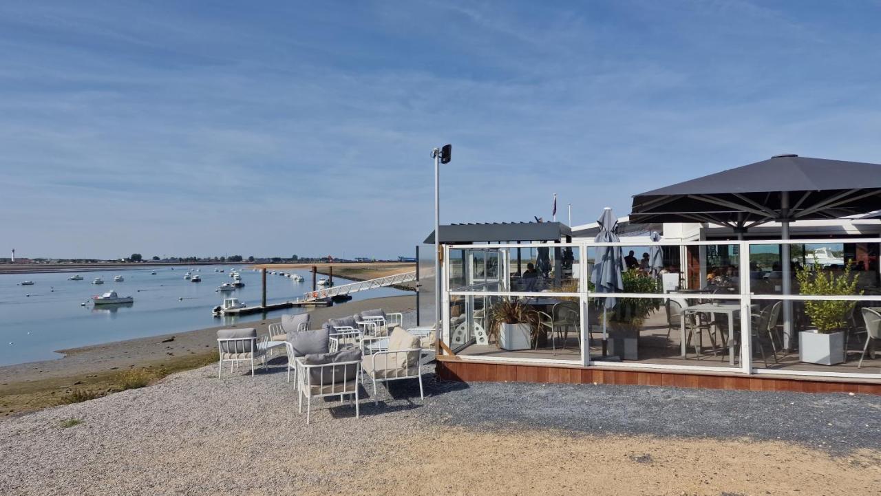 Appartamento CAP HORN ensoleillé face port Courseulles-sur-Mer Esterno foto
